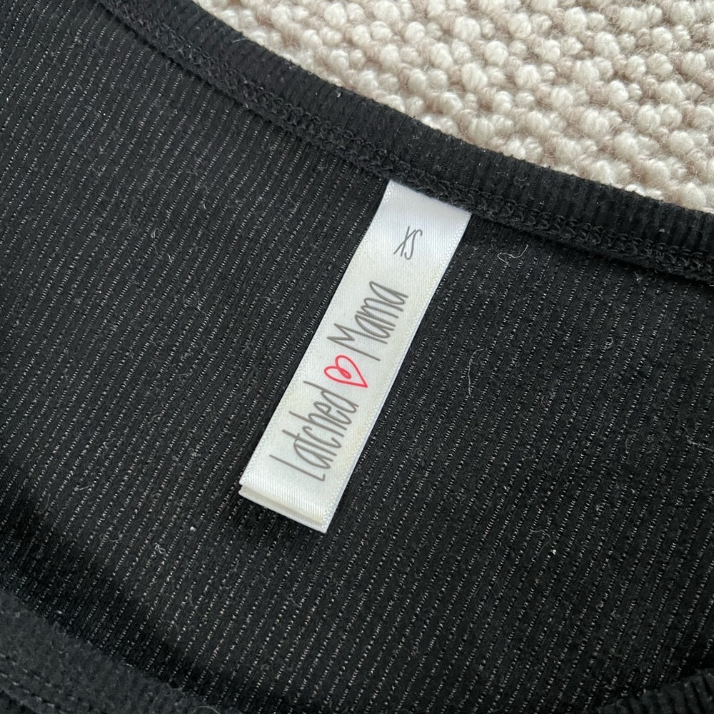 Black ribbed Latched Mama nursing tank top size xs very good condition